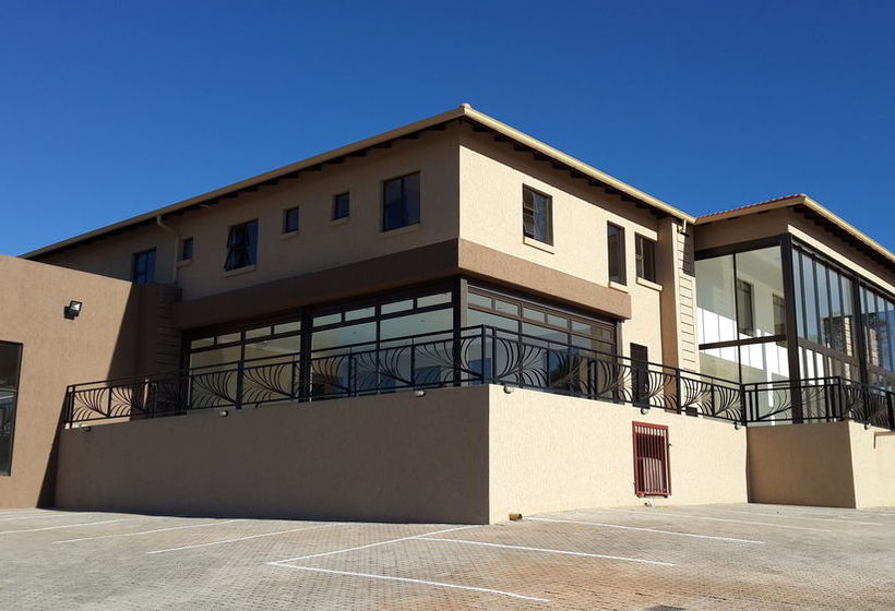 Hotel Eagle Nest Luxury Accommodation 3