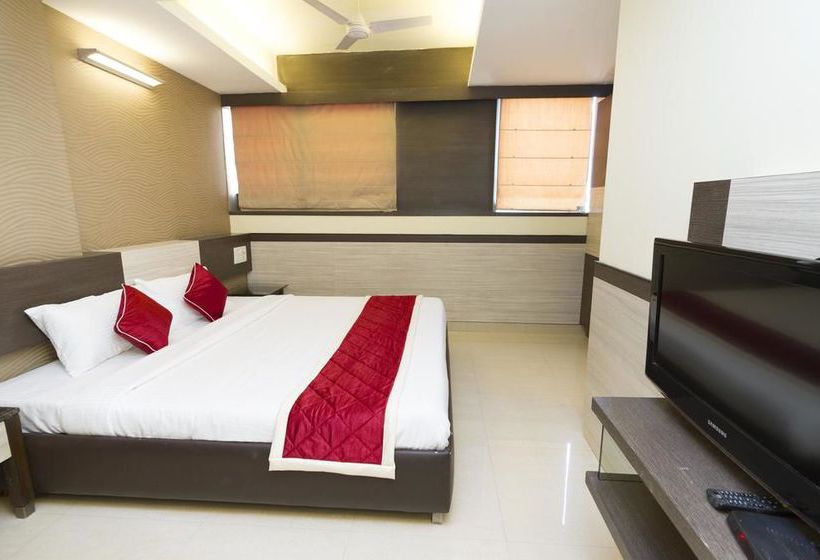 Hotel Oyo Rooms Vijayanagar 6