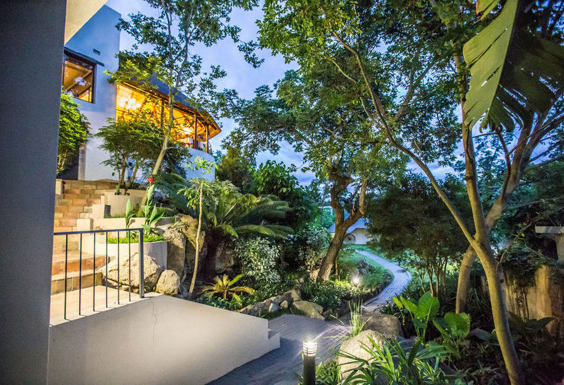 Pension La Roca Guest House 15