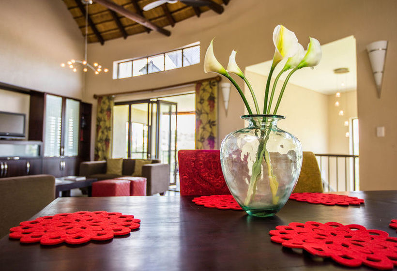 Pension La Roca Guest House 17