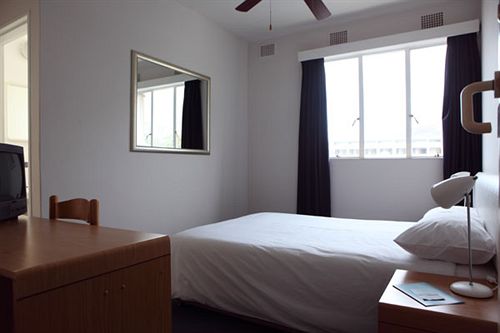 Hostel Once In Cape Town 7