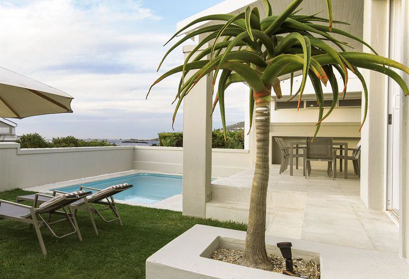 Blue Views Studio Apartments 12