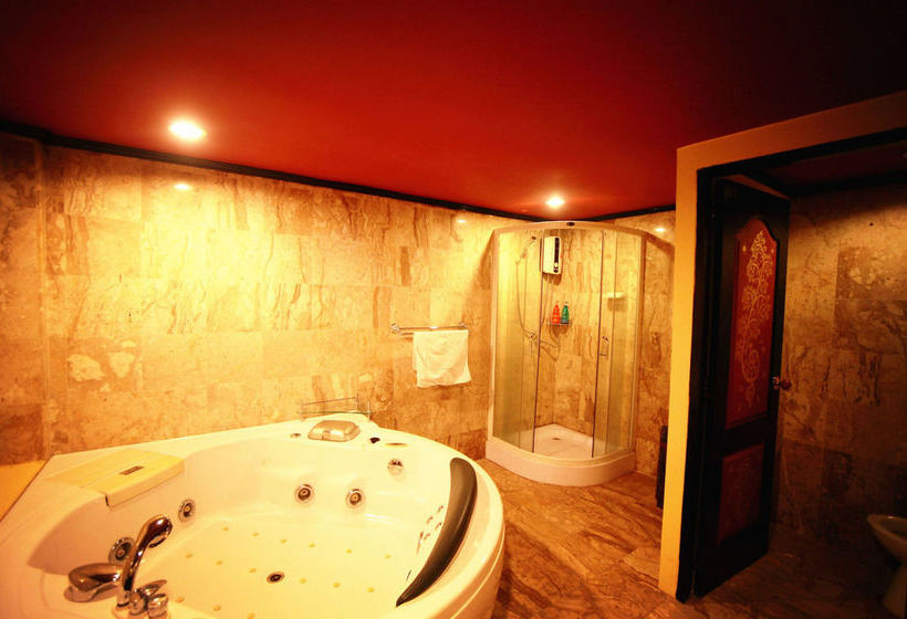 Hotel Sawadeeka Garden Resort 17