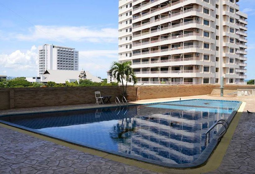 Thepthip Artdeco Apartments 5