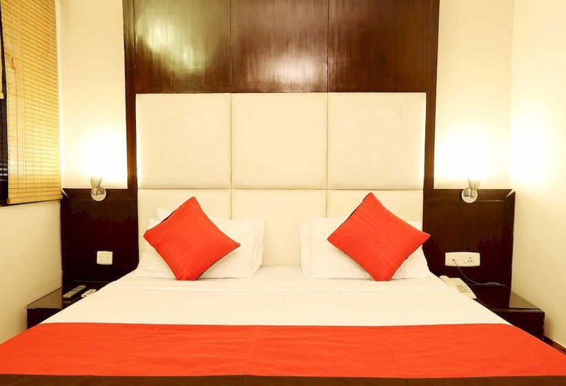 Hotel Oyo Rooms Signature Tower Gurgaon 1
