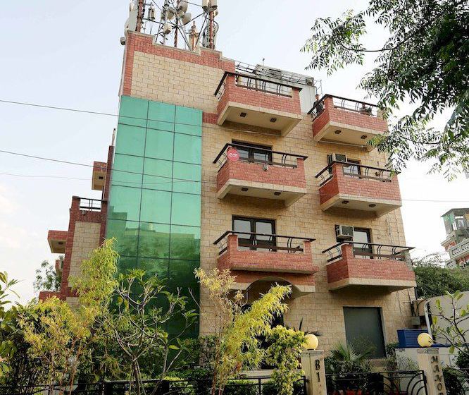 Hotel Oyo Rooms Signature Tower Gurgaon 13