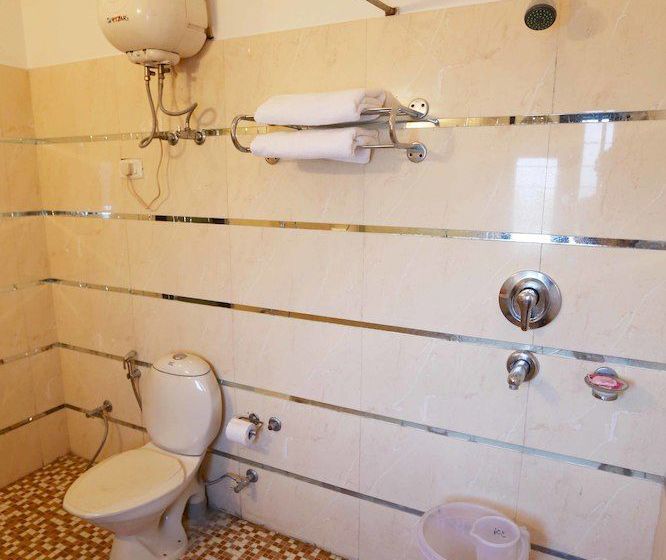 Hotel Oyo Rooms Signature Tower Gurgaon 17