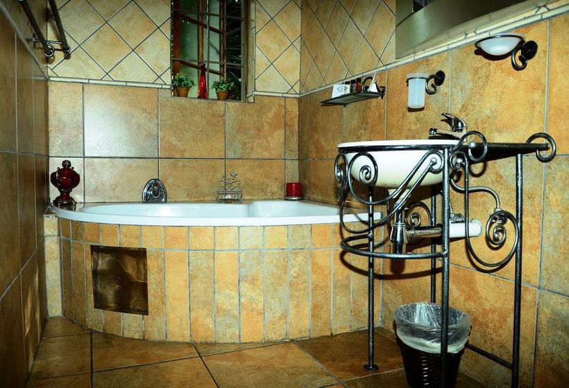 Pension 7th Street Guesthouse 7