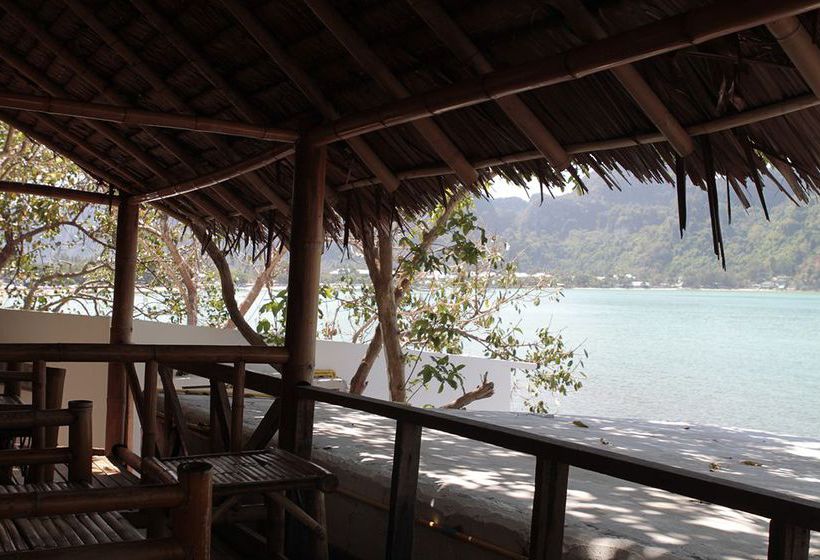 Hotel Phi Phi Cozy Sea Front Resort 12