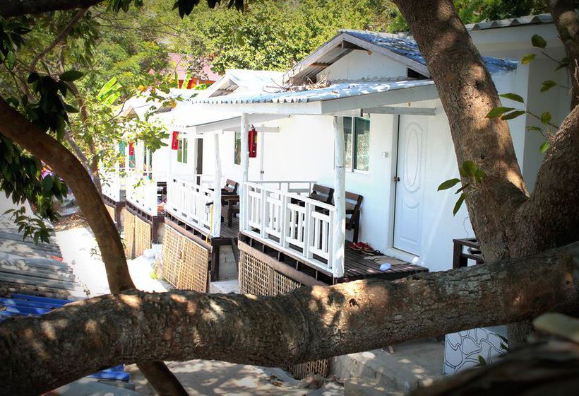 Hotel Phi Phi Cozy Sea Front Resort 7