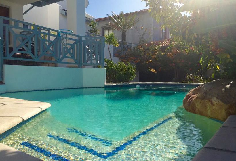 Pensión 5 Options - Guest House 11