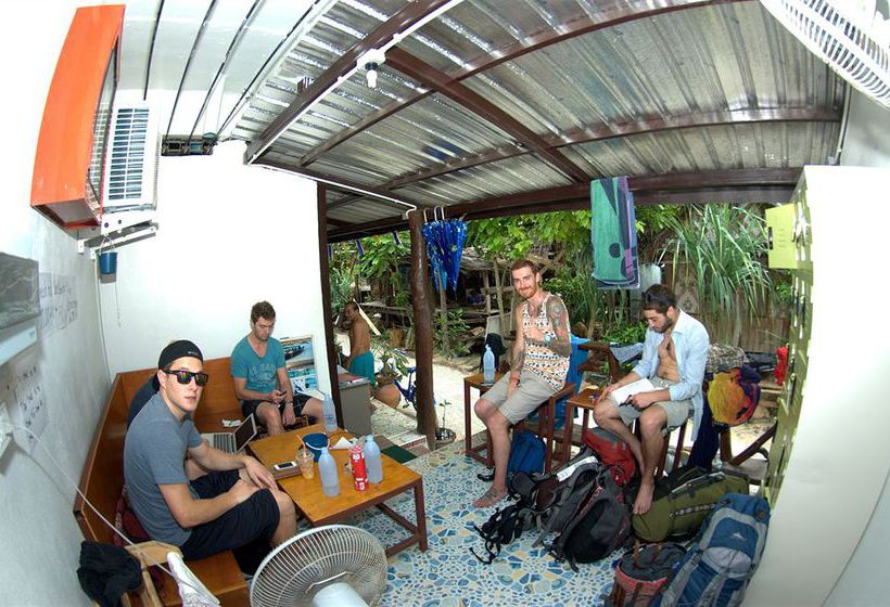 Phi Phi Backpacker - Hostel 12