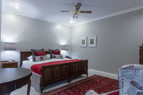 Pensão Riverside Estate 15