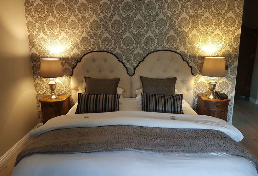 Pensão Riverside Estate 3