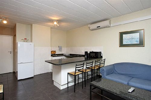 Vetho 2 Apartments Or Tambo Airport 10