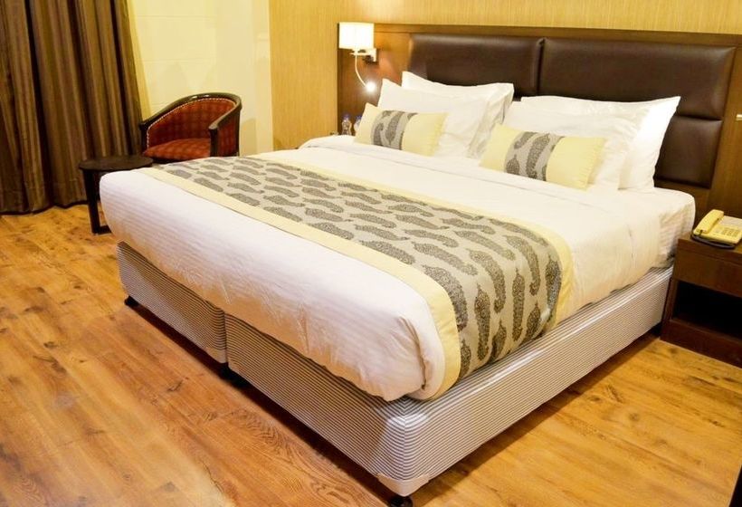 Hotel Genx Casaya Lucknow 7