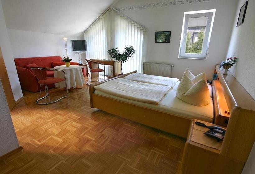 Hotel Zur Bergstrasse Garni 3