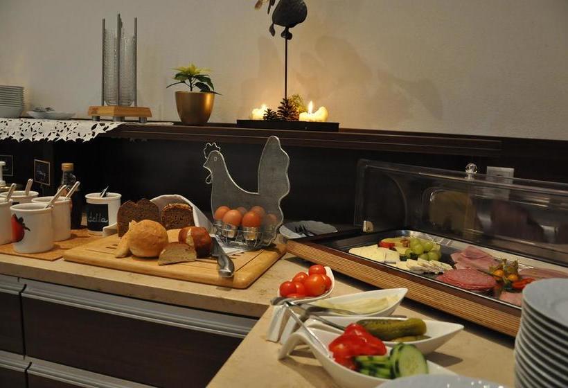 Hotel Kaiser Landhaus 4