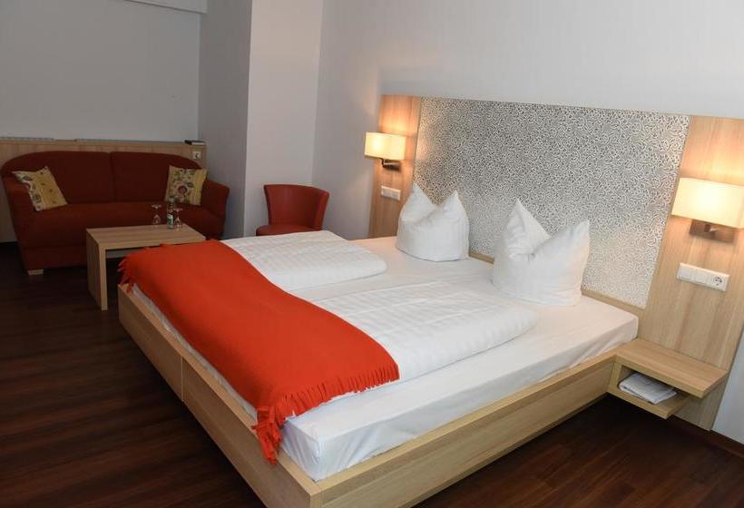 Hotel Badischer Landgasthof Hirsch 12