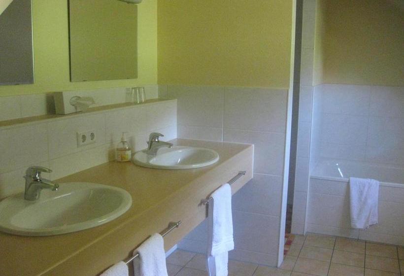 Hotel Deutsches Haus Landgasthof 8