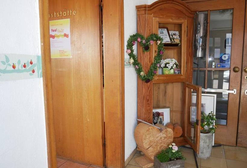 Hotel Adam & Eva Gasthof Paradies 9