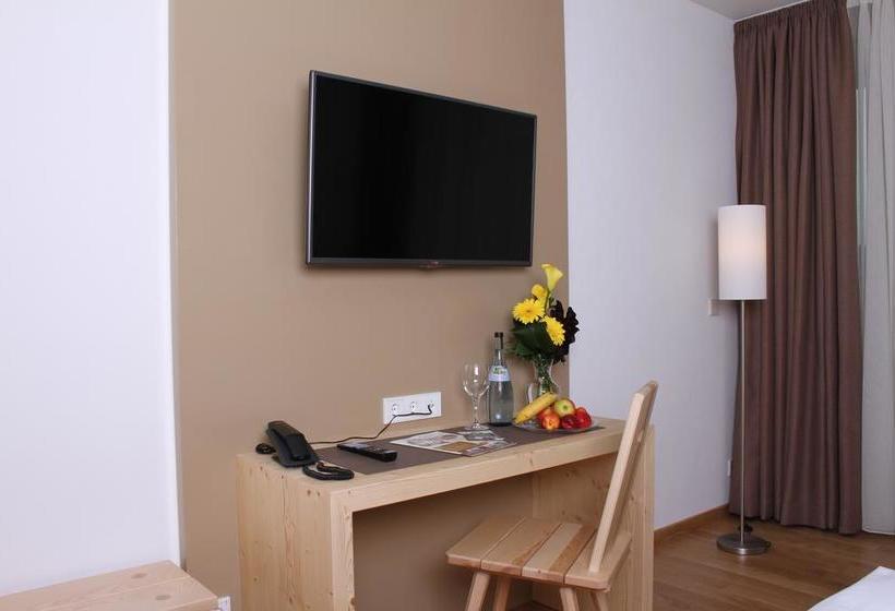 Gasthaus & Hotel Beim Rinderwirt 8