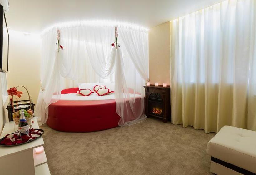 City Hotel Novosibirsk 10