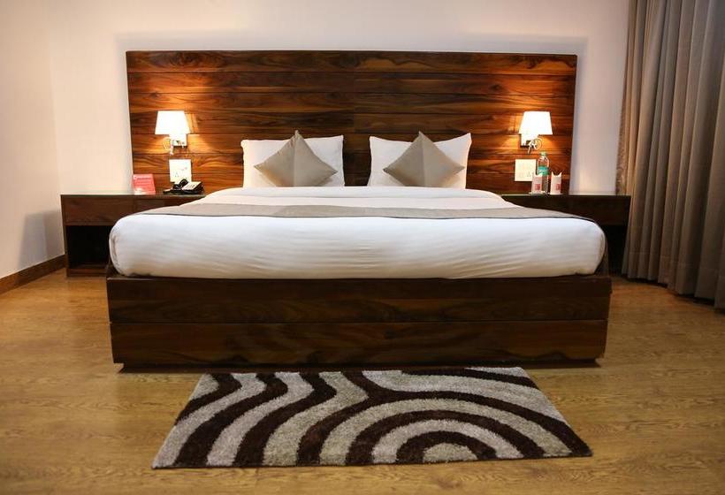 Hotel Ana Clarks Inn Panchkula 1