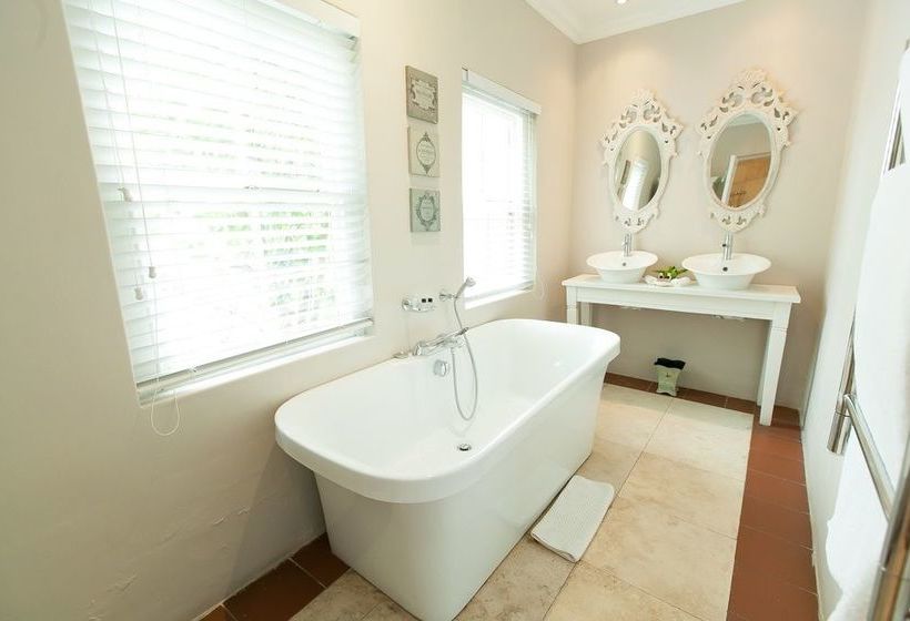 Pension Old House Luxury Guest House 20