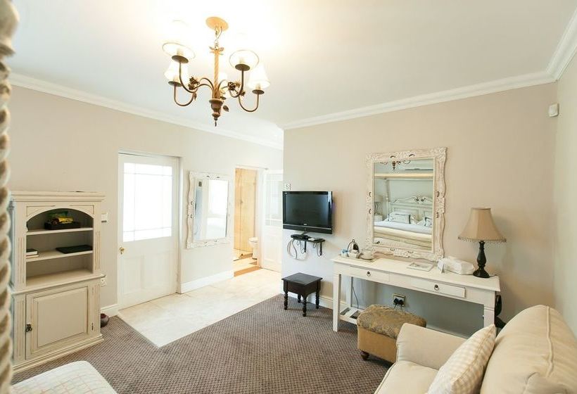 Pension Old House Luxury Guest House 7