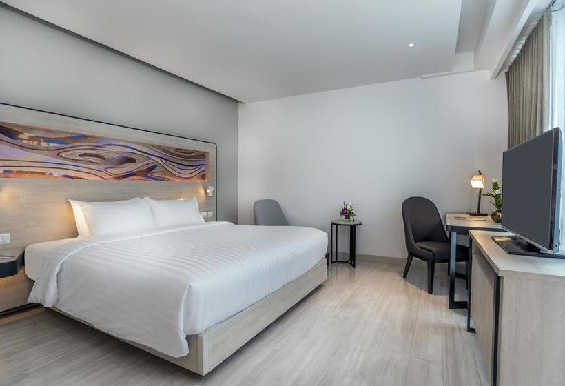 Novotel Phuket Phokeethra 4