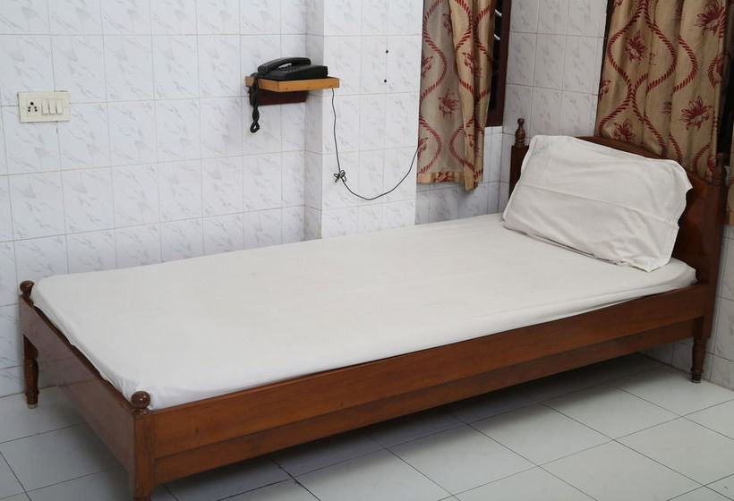 Pension Thangam Balaji Guest House 12