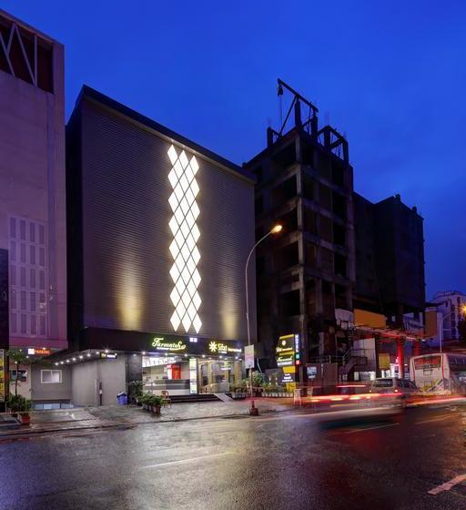 Hotel Sifat International Surat Gujarat