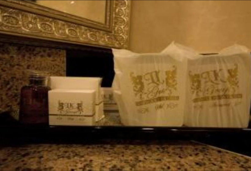 Hotel Lk Grand Living Place 16