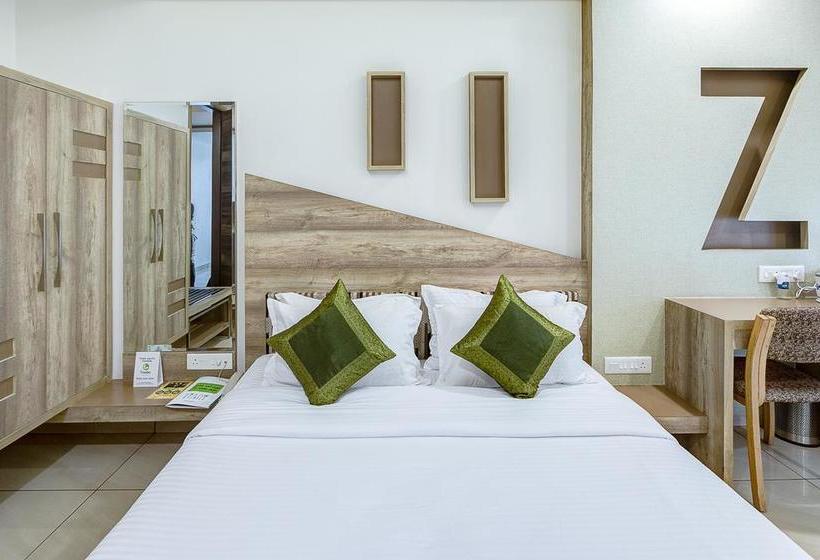 Hotel Treebo Daksh Residency 13