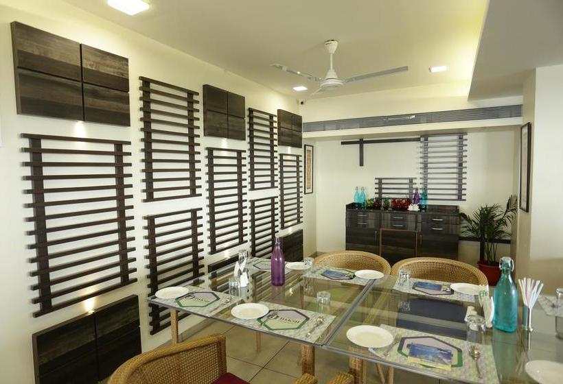 Hotel Treebo Daksh Residency 6