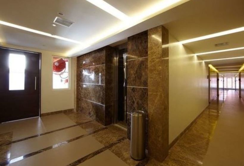 Hotel Saravana's Golden Fruits Business Suites 14