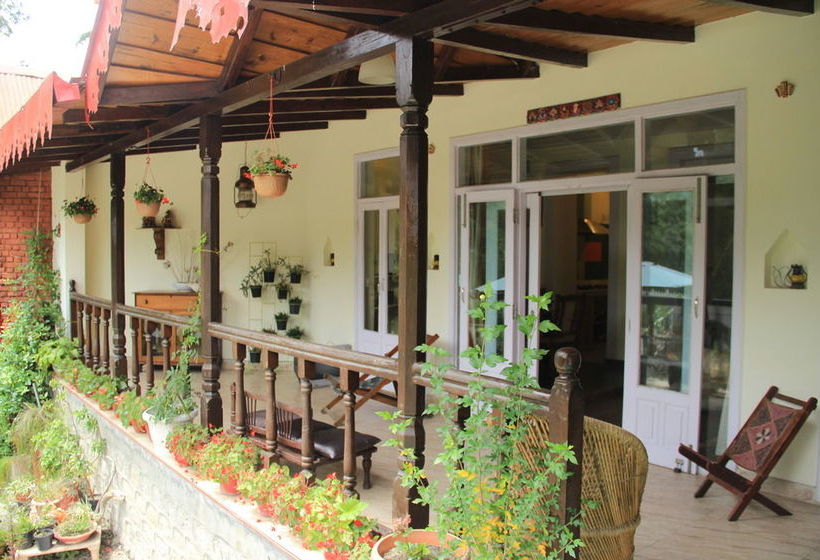 Hotel Swiss Cottage 14