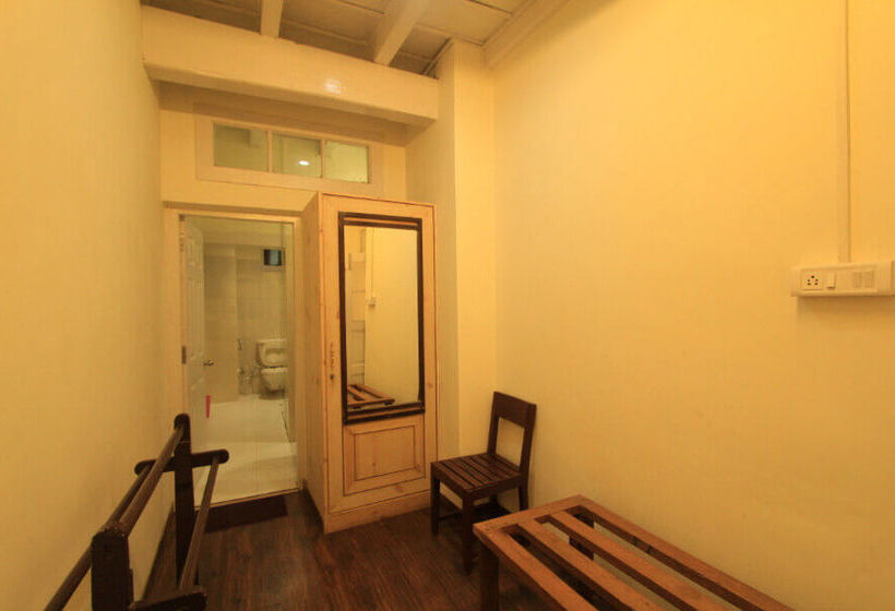 Hotel Swiss Cottage 3