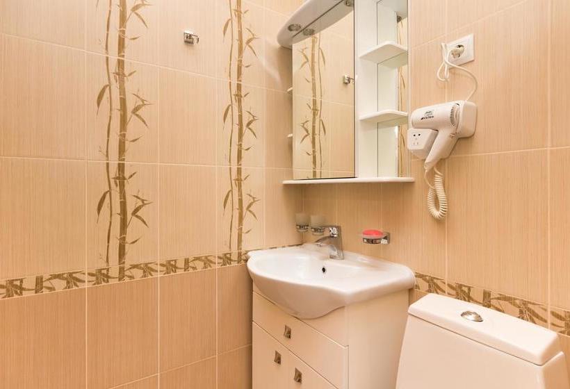 Hotel Chetyre Cezona 6