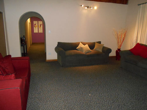 Pension At Four Guest House Brits 10