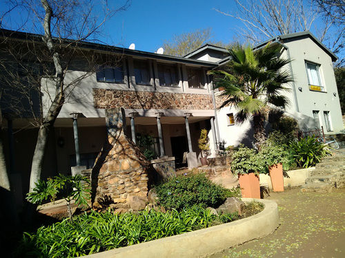 Pension At Four Guest House Brits 15