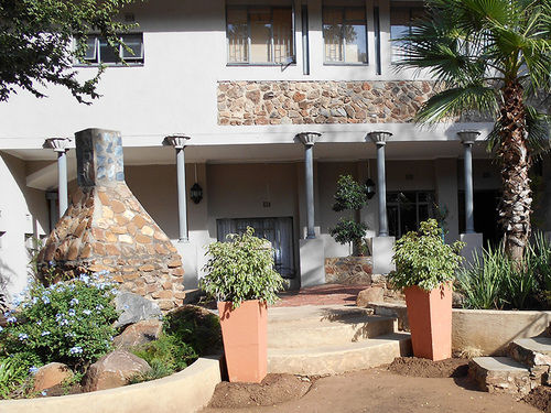 Pension At Four Guest House Brits 16