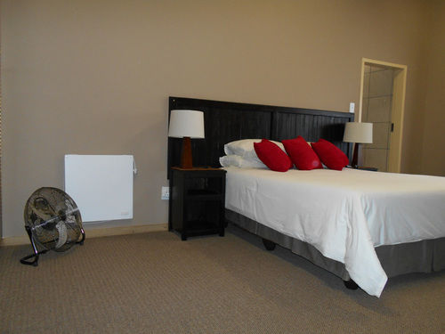 Pension At Four Guest House Brits 5