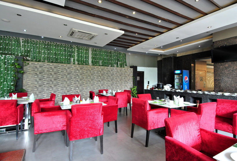 Hotel The Habitare 13