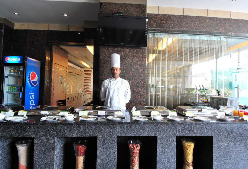 Hotel The Habitare 17