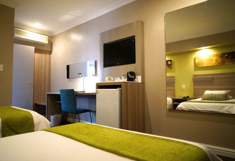 Hotel Silverbirch @ Birchwood 10