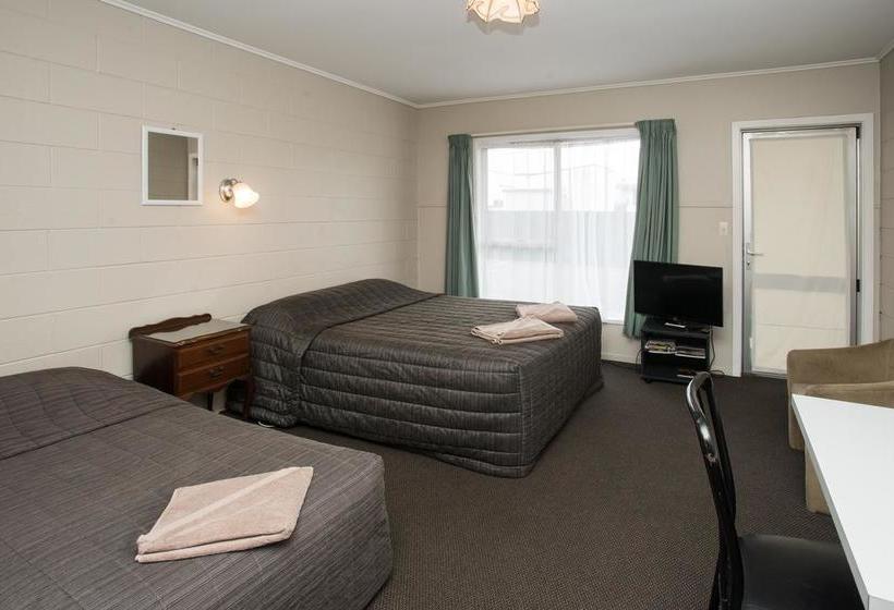 The Magpie- Hawkes Bay Motel 18