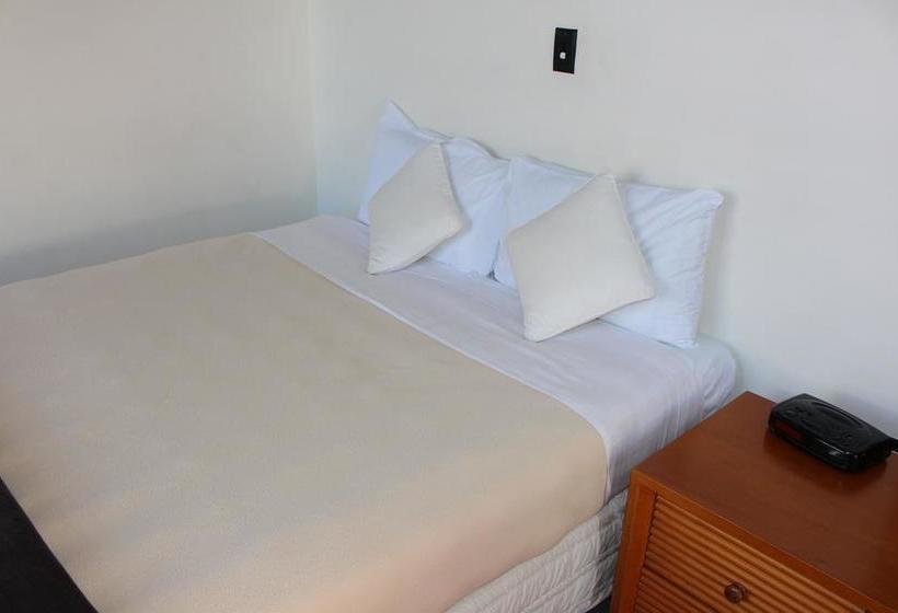 Bucklands Beach Waterfront Motel 20