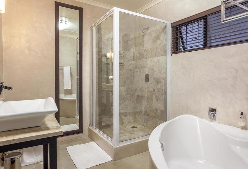 Bed and Breakfast The Loerie Hide 13